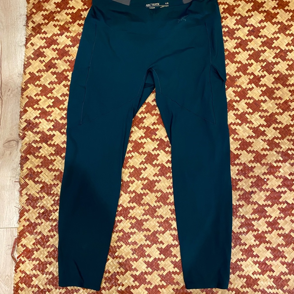 Arc'teryx Oriel Legging (Deep Green)